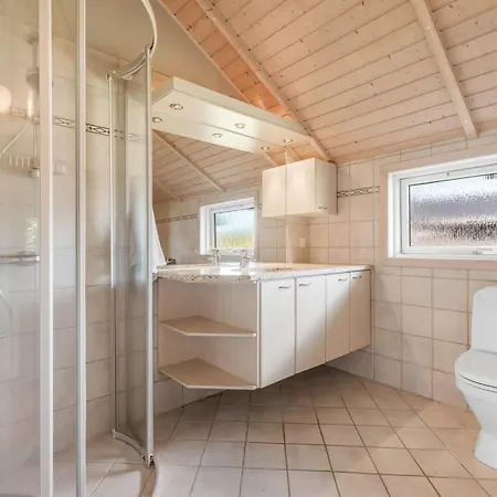Semesterbostad Sylwia - 250m To The Fjord By Interhome
